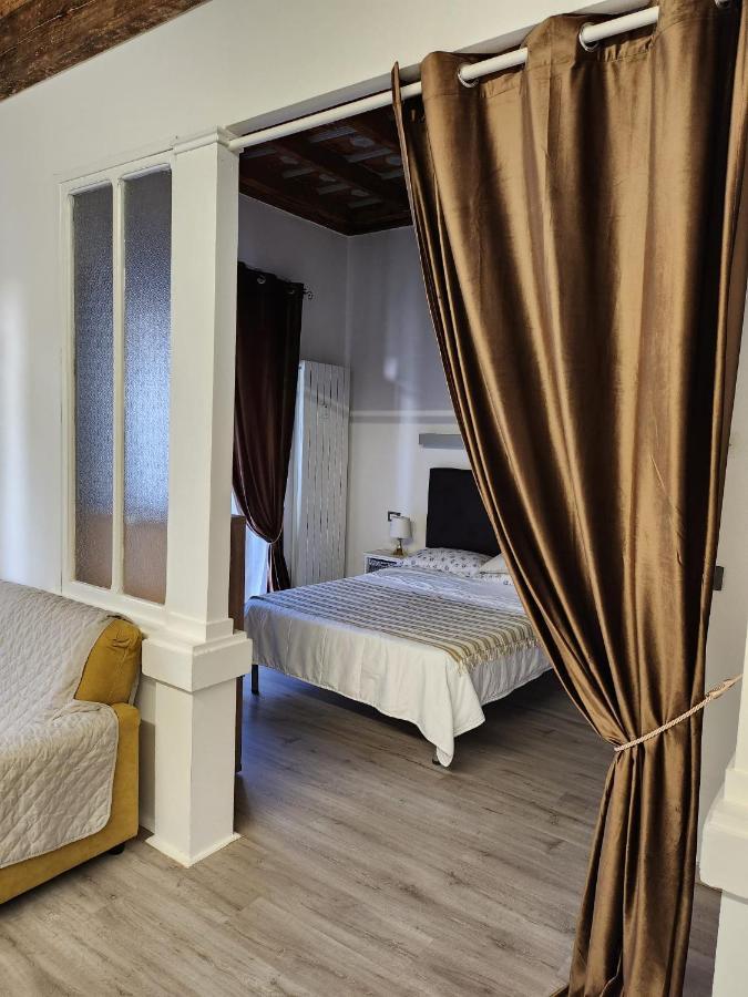 Mansarde & Suite Maison 1706 Lago Orta Borgomanero Exterior foto