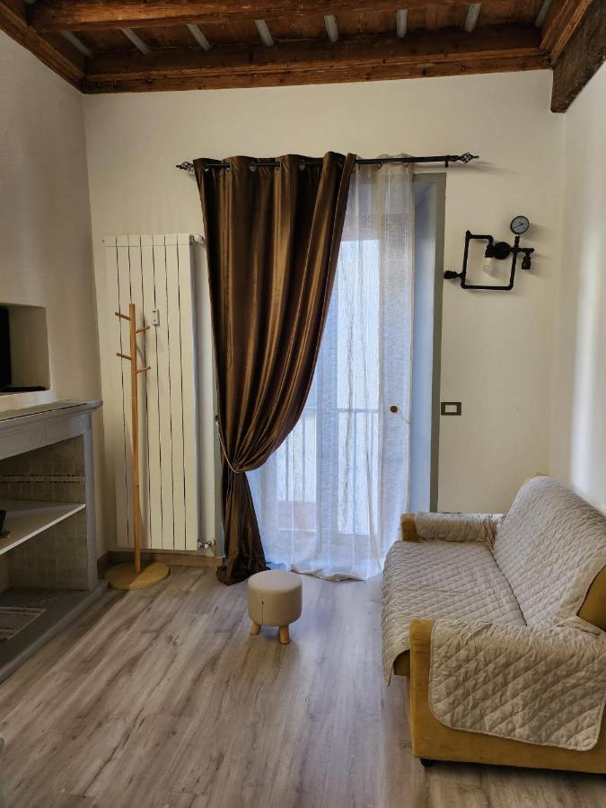 Mansarde & Suite Maison 1706 Lago Orta Borgomanero Exterior foto