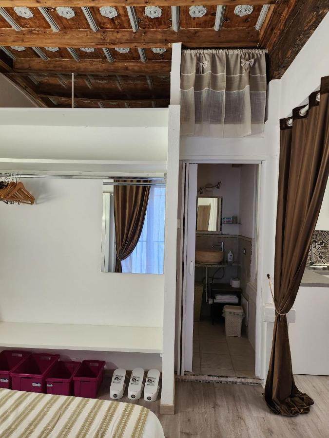 Mansarde & Suite Maison 1706 Lago Orta Borgomanero Exterior foto