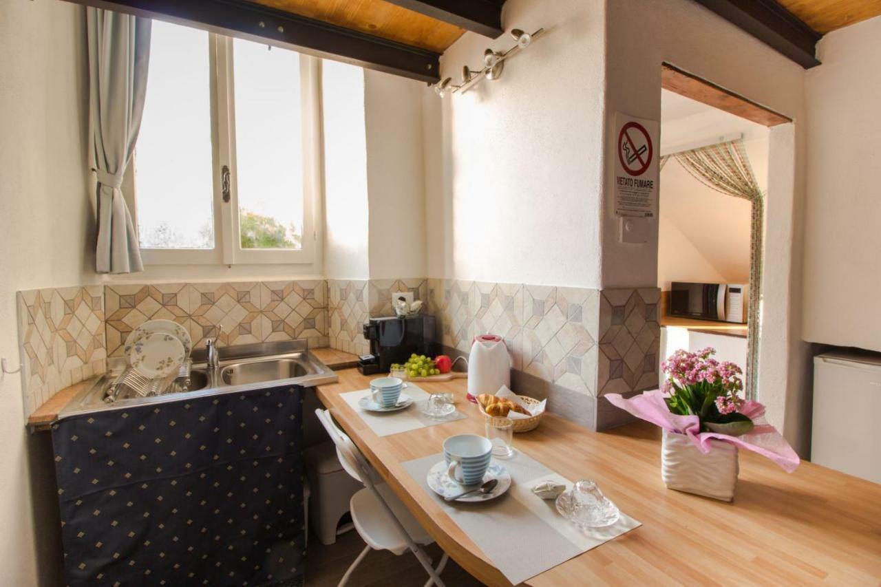 Mansarde & Suite Maison 1706 Lago Orta Borgomanero Exterior foto